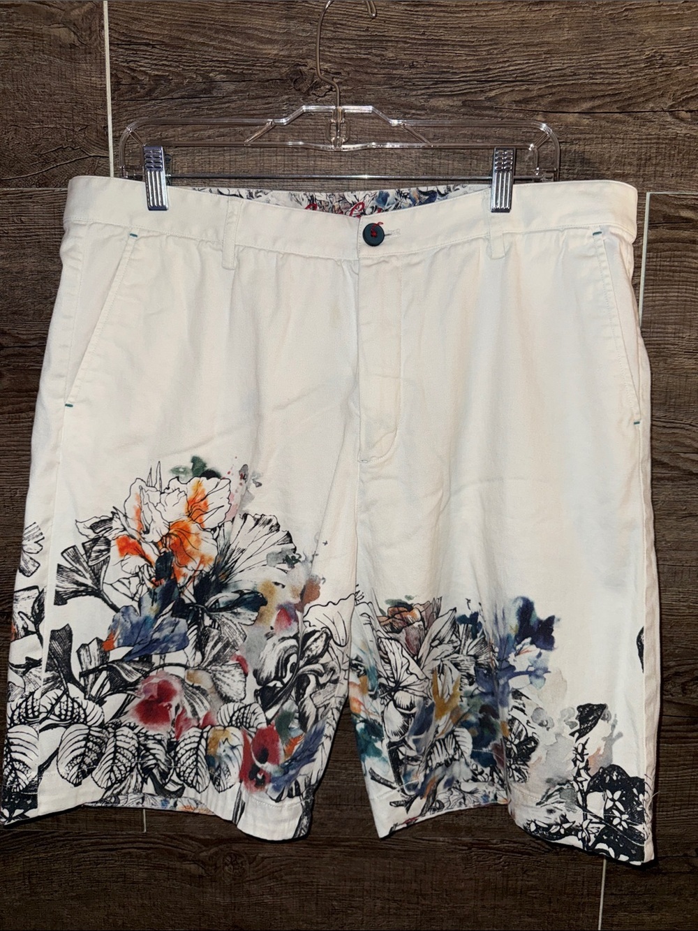 Robert Graham White Floral Border Print Men's Shorts